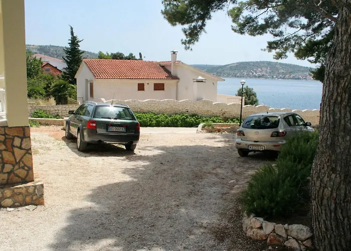 Double 3097a 3* Rogoznica (Sibenik-Knin)