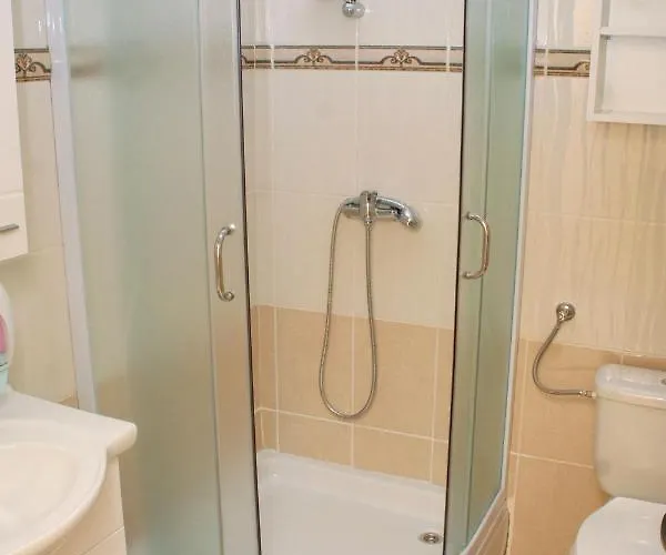 Double 3097a Rogoznica (Sibenik-Knin)